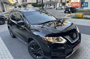 Внедорожник / Кроссовер Nissan Rogue 2018 в Хмельницком