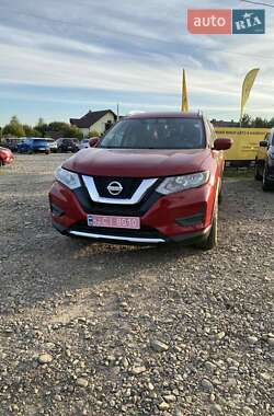 Внедорожник / Кроссовер Nissan Rogue 2017 в Львове