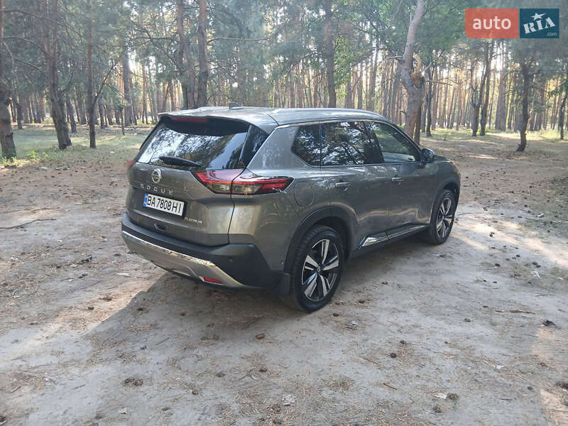 Позашляховик / Кросовер Nissan Rogue 2021 в Кропивницькому
