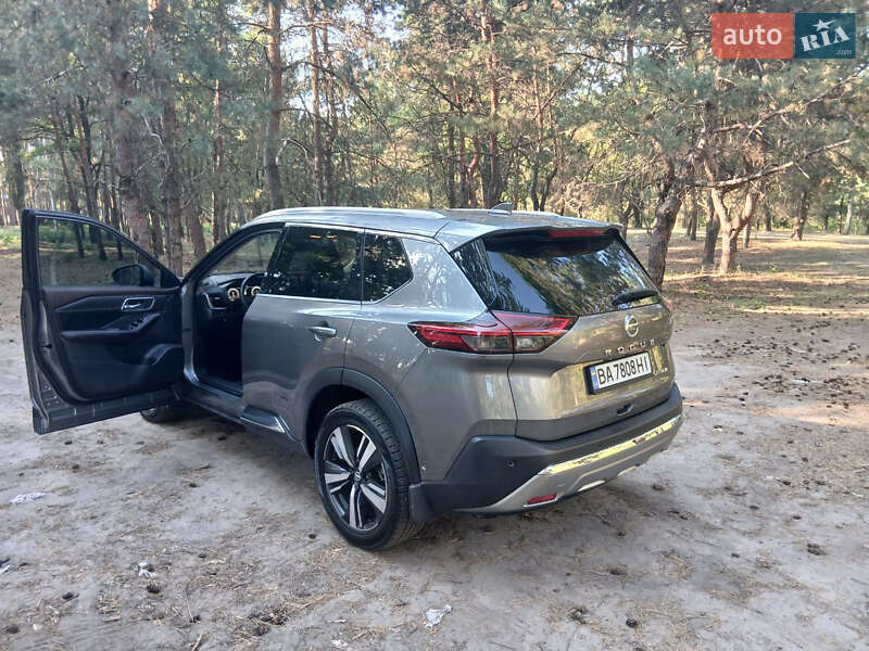 Позашляховик / Кросовер Nissan Rogue 2021 в Кропивницькому