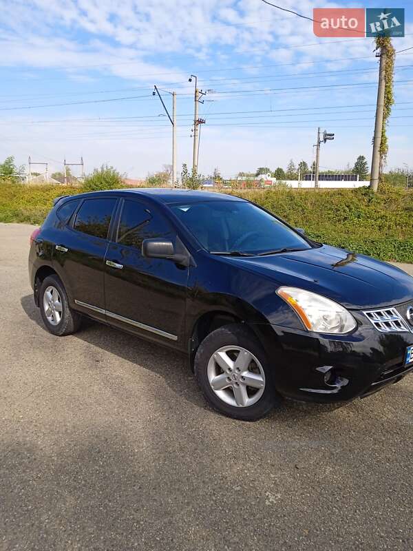 Внедорожник / Кроссовер Nissan Rogue 2012 в Стрые