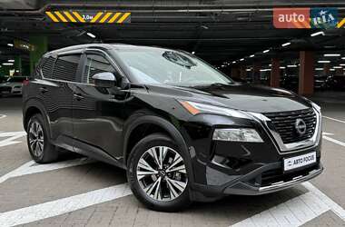 Внедорожник / Кроссовер Nissan Rogue 2023 в Киеве