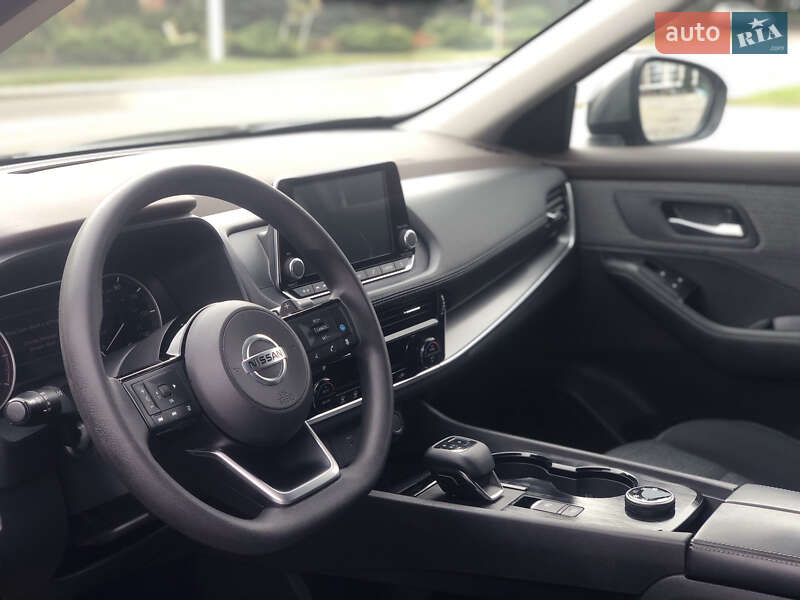 Внедорожник / Кроссовер Nissan Rogue 2021 в Кременчуге