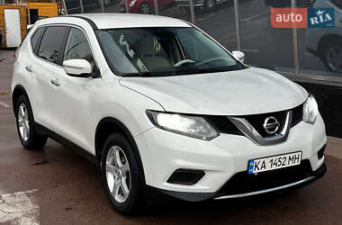 Внедорожник / Кроссовер Nissan Rogue 2014 в Киеве