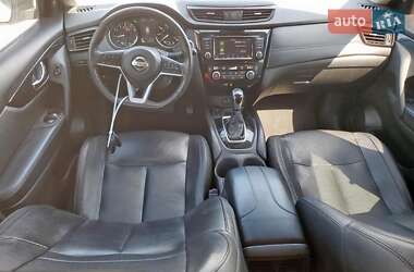 Внедорожник / Кроссовер Nissan Rogue 2019 в 