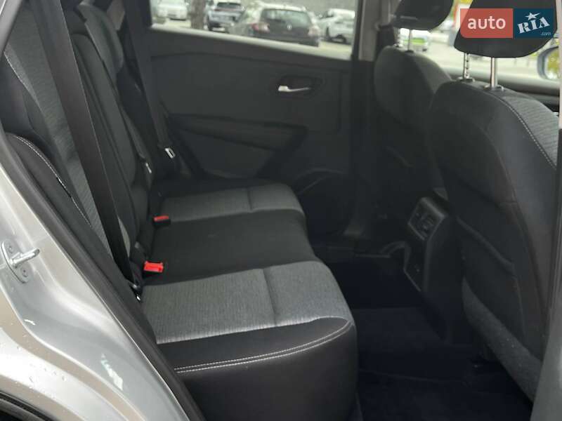 Позашляховик / Кросовер Nissan Rogue 2022 в Дніпрі фото 13 Позашляховик / Кросовер Nissan Rogue 2022 в Дніпрі