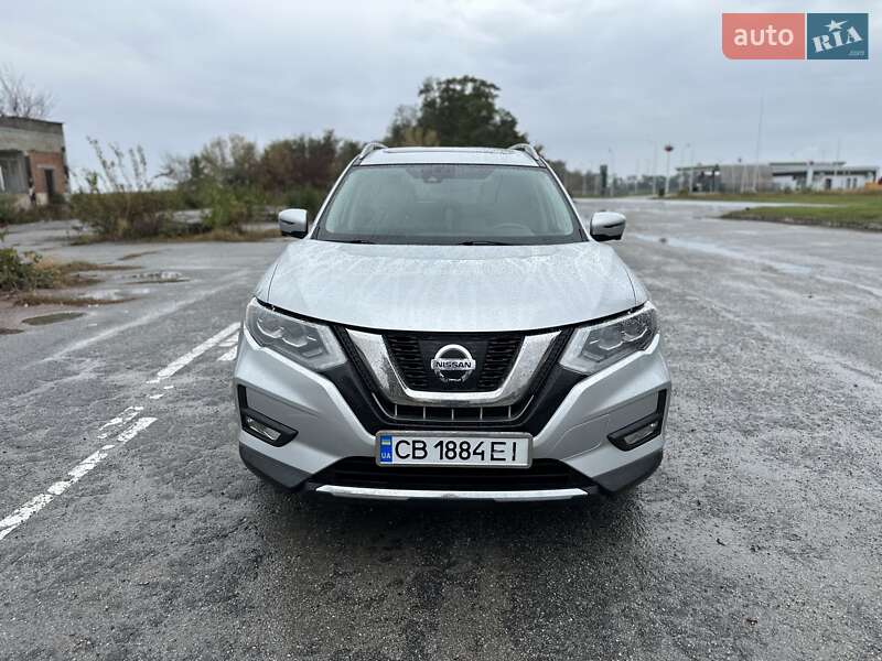 Внедорожник / Кроссовер Nissan Rogue 2017 в Броварах