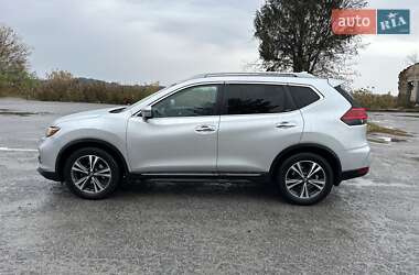 Внедорожник / Кроссовер Nissan Rogue 2017 в Броварах