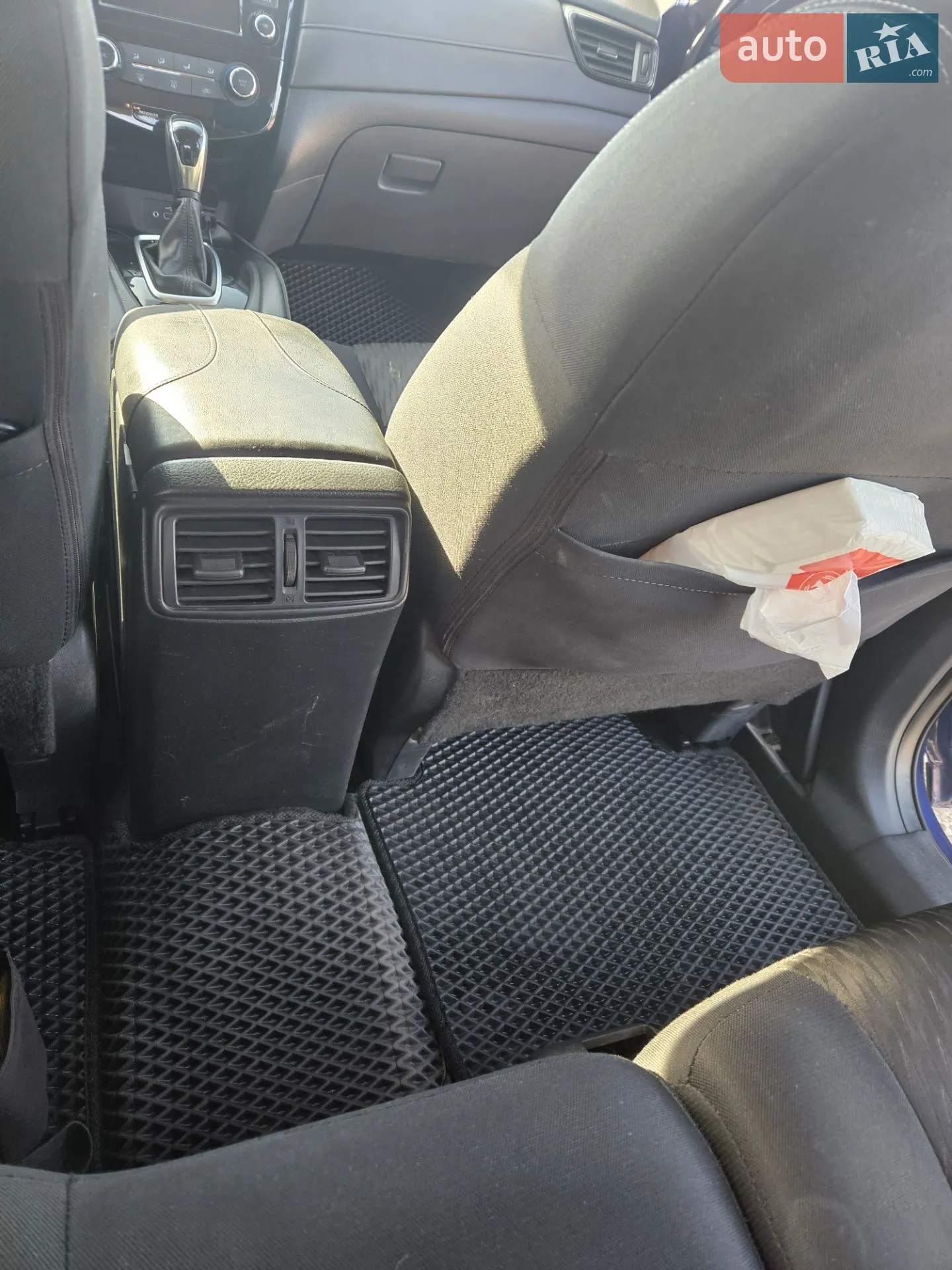 2018 Nissan Rogue - мініатюра 31