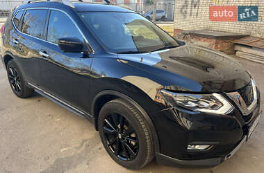 Внедорожник / Кроссовер Nissan Rogue 2020 в 
