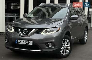 Позашляховик / Кросовер Nissan Rogue 2015 в Києві