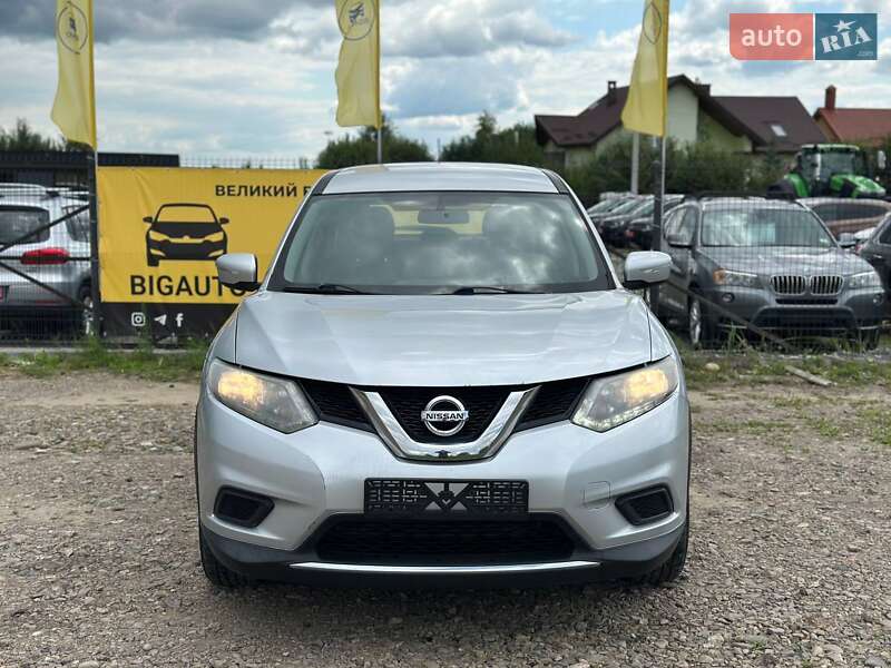 Внедорожник / Кроссовер Nissan Rogue 2015 в Львове