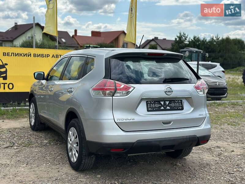 Внедорожник / Кроссовер Nissan Rogue 2015 в Львове