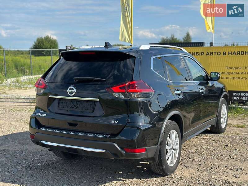 Позашляховик / Кросовер Nissan Rogue 2018 в Львові
