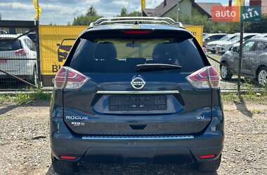 Внедорожник / Кроссовер Nissan Rogue 2016 в 