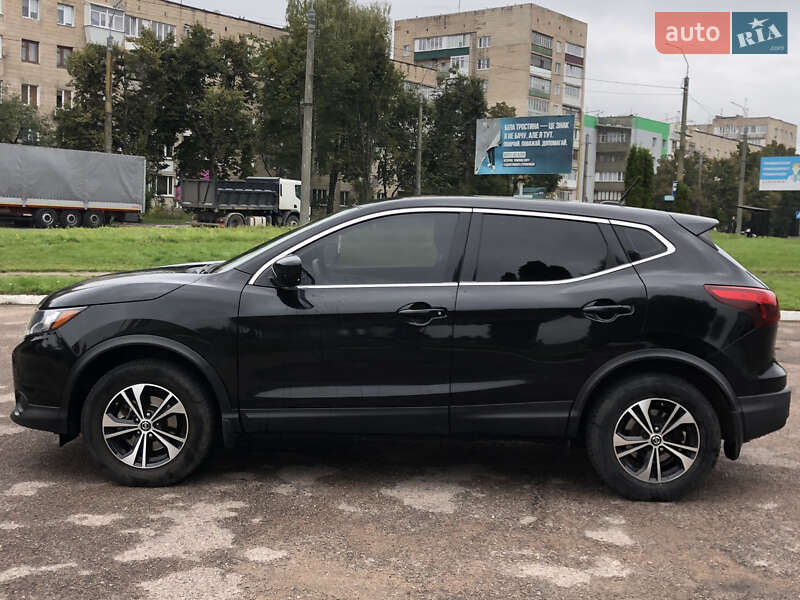 Позашляховик / Кросовер Nissan Rogue 2018 в Рівному фото 4 Позашляховик / Кросовер Nissan Rogue 2018 в Рівному