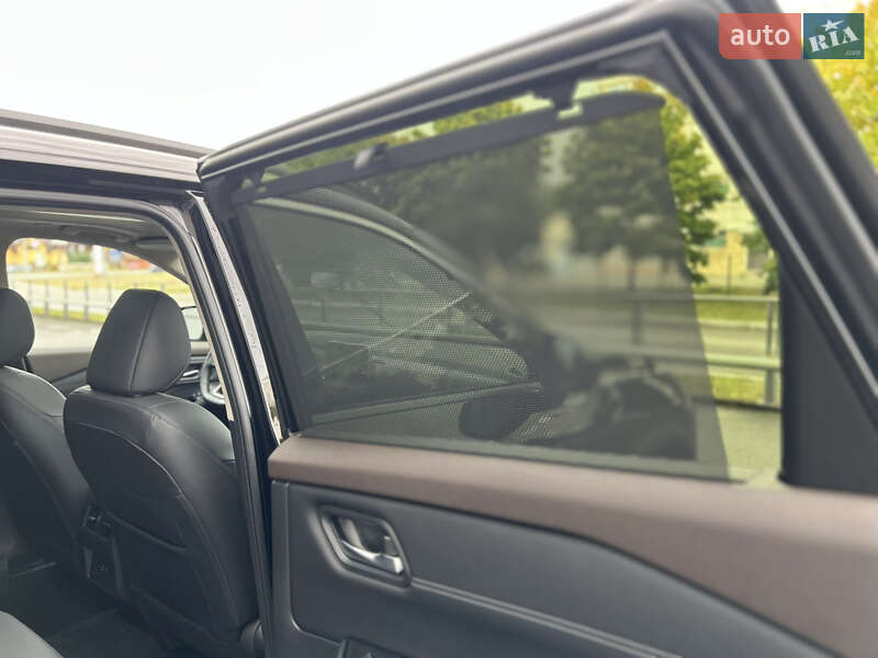 Внедорожник / Кроссовер Nissan Rogue 2023 в Броварах