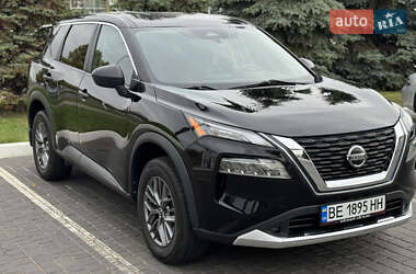 Позашляховик / Кросовер Nissan Rogue 2021 в Миколаєві