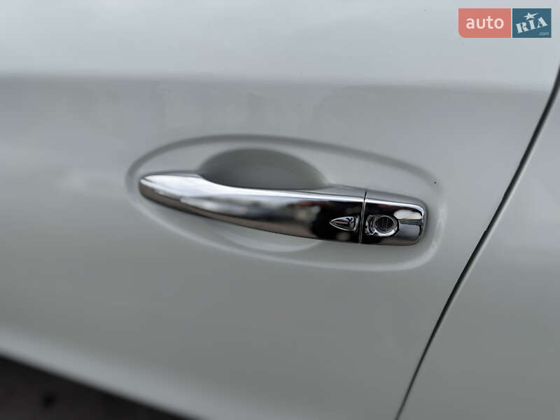 Позашляховик / Кросовер Nissan Rogue 2015 в Запоріжжі фото 16 Позашляховик / Кросовер Nissan Rogue 2015 в Запоріжжі