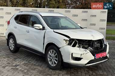 Позашляховик / Кросовер Nissan Rogue 2017 в Луцьку