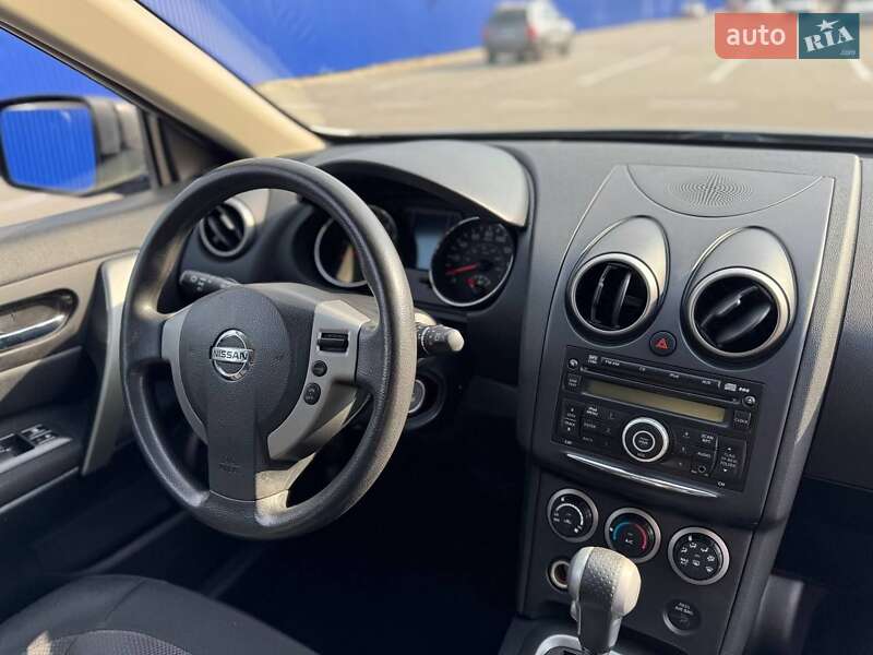 Внедорожник / Кроссовер Nissan Rogue 2013 в Калуше