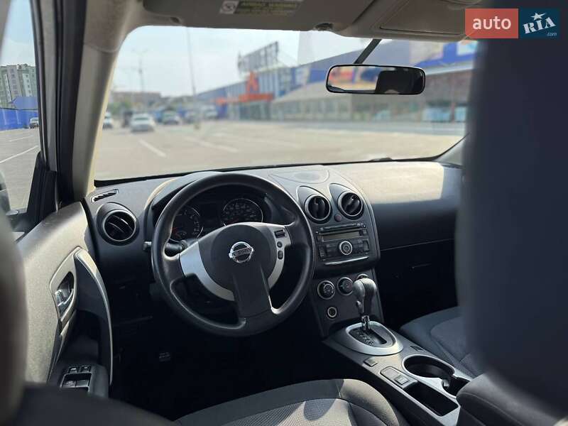 Внедорожник / Кроссовер Nissan Rogue 2013 в Калуше