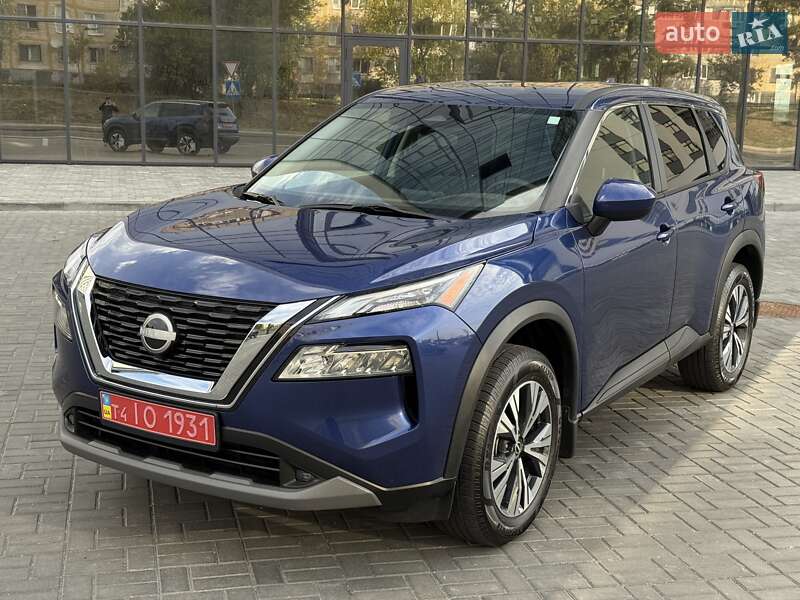 Позашляховик / Кросовер Nissan Rogue 2023 в Дніпрі