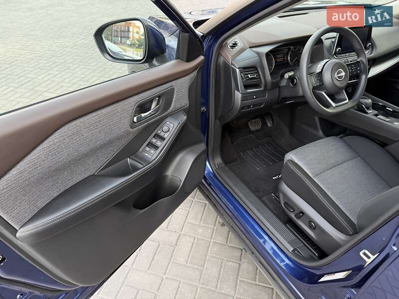 Позашляховик / Кросовер Nissan Rogue 2023 в Дніпрі