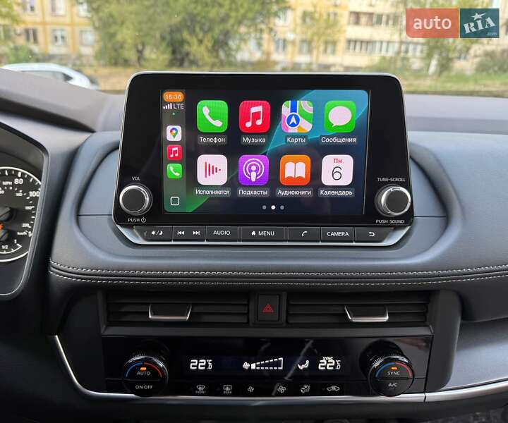 Позашляховик / Кросовер Nissan Rogue 2023 в Дніпрі