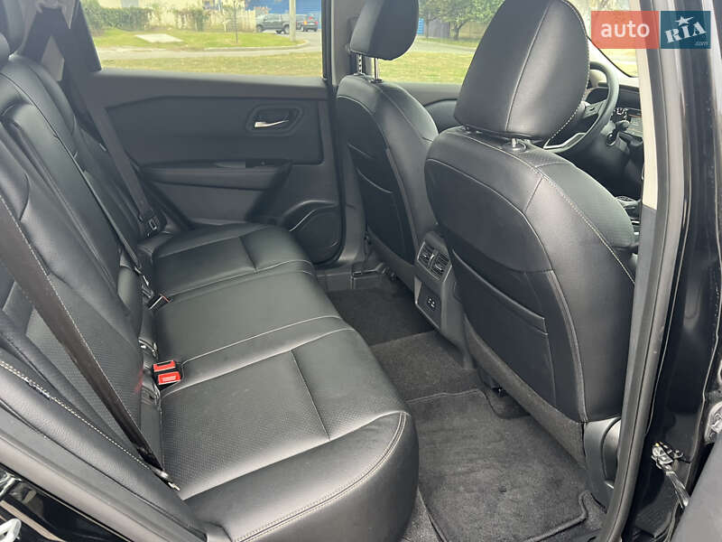 Внедорожник / Кроссовер Nissan Rogue 2020 в Харькове