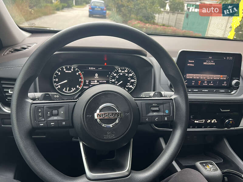 Внедорожник / Кроссовер Nissan Rogue 2020 в Харькове