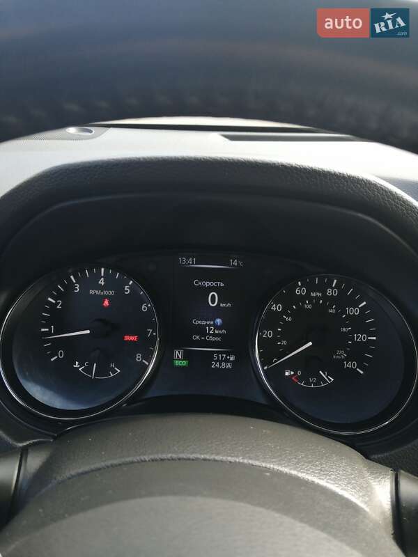 Позашляховик / Кросовер Nissan Rogue 2017 в Горішніх Плавнях