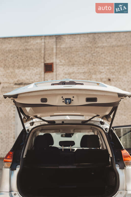 Позашляховик / Кросовер Nissan Rogue 2018 в Новояворівську фото 15 Позашляховик / Кросовер Nissan Rogue 2018 в Новояворівську