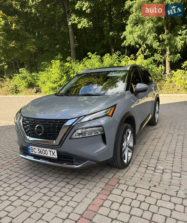 Внедорожник / Кроссовер Nissan Rogue 2021 в Львове