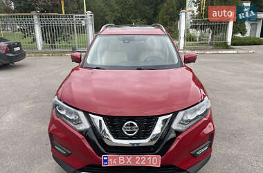 Внедорожник / Кроссовер Nissan Rogue 2017 в Кременчуге
