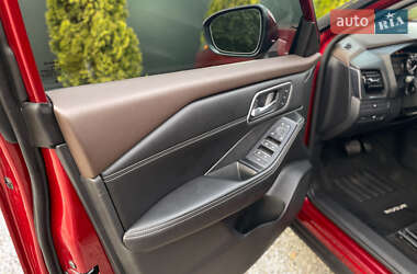 Внедорожник / Кроссовер Nissan Rogue 2021 в 