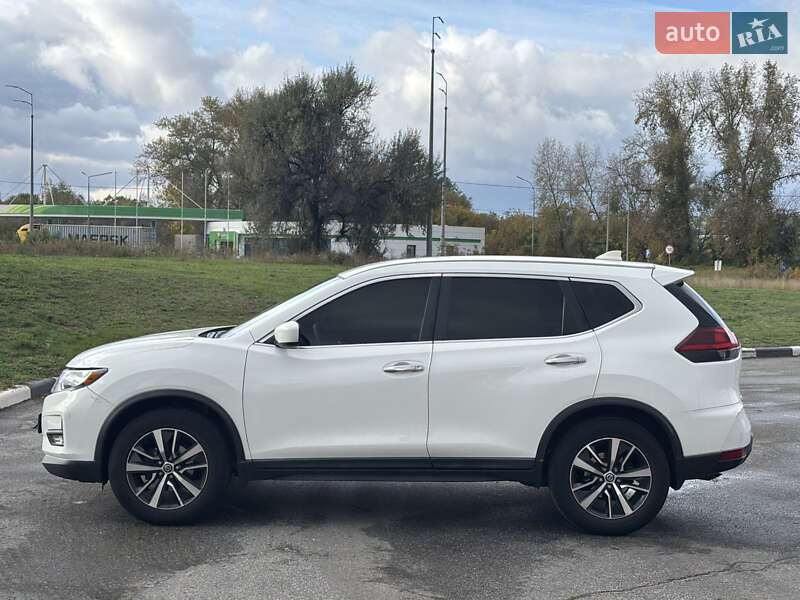 Внедорожник / Кроссовер Nissan Rogue 2018 в Киеве