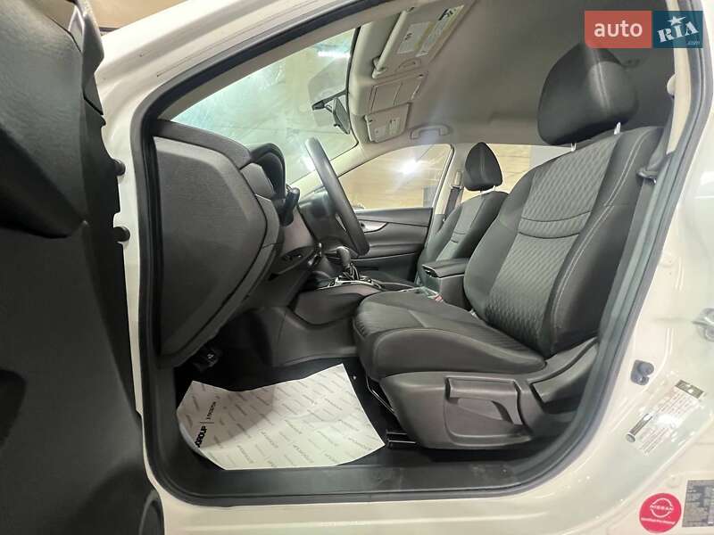 Внедорожник / Кроссовер Nissan Rogue 2018 в Одессе