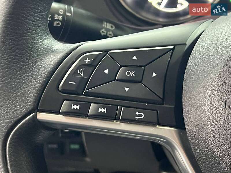 Внедорожник / Кроссовер Nissan Rogue 2018 в Одессе