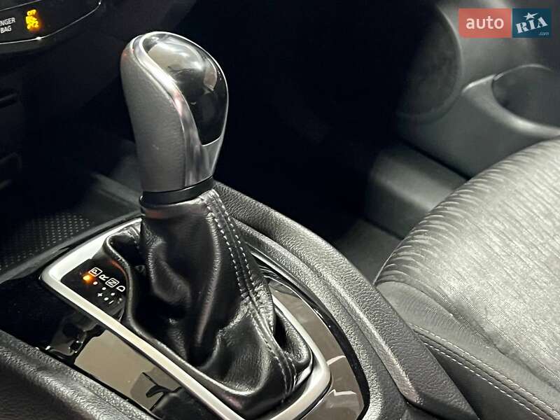 Внедорожник / Кроссовер Nissan Rogue 2018 в Одессе