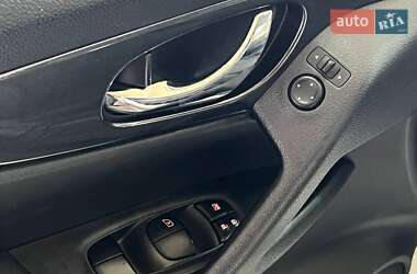 Внедорожник / Кроссовер Nissan Rogue 2018 в Одессе