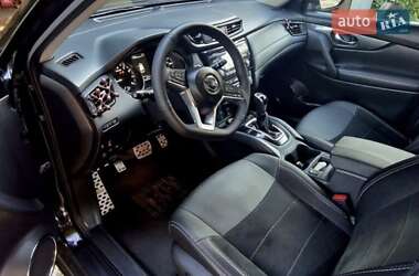 Внедорожник / Кроссовер Nissan Rogue 2016 в 