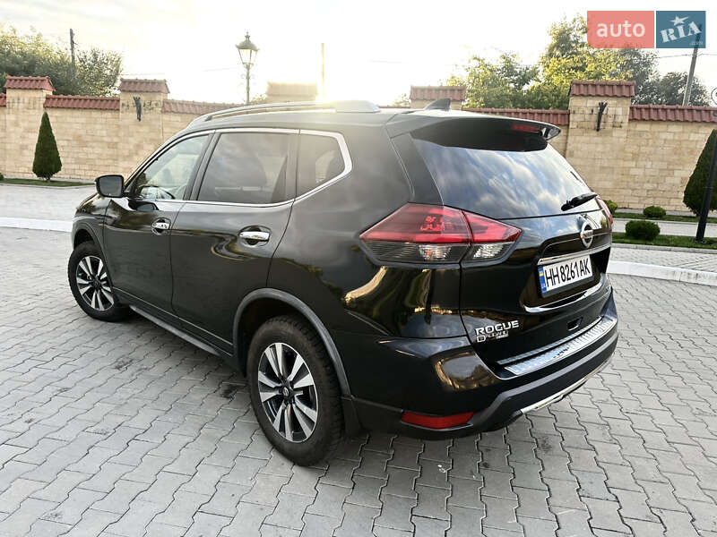 Позашляховик / Кросовер Nissan Rogue 2018 в Ізмаїлі