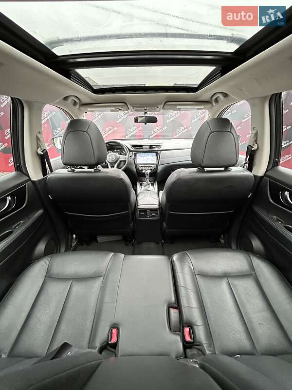 Позашляховик / Кросовер Nissan Rogue 2017 в Сумах фото 16 Позашляховик / Кросовер Nissan Rogue 2017 в Сумах