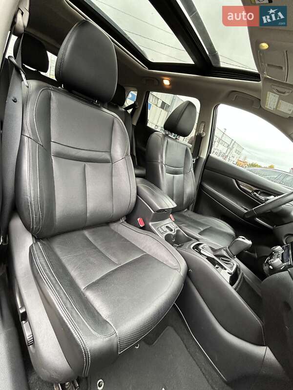 Позашляховик / Кросовер Nissan Rogue 2017 в Сумах фото 35 Позашляховик / Кросовер Nissan Rogue 2017 в Сумах