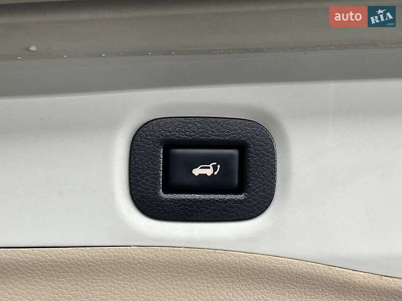 Внедорожник / Кроссовер Nissan Rogue 2016 в Одессе фото 8 Внедорожник / Кроссовер Nissan Rogue 2016 в Одессе