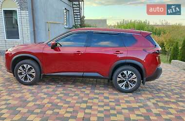 Внедорожник / Кроссовер Nissan Rogue 2021 в 