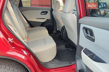 Внедорожник / Кроссовер Nissan Rogue 2021 в 
