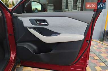 Внедорожник / Кроссовер Nissan Rogue 2021 в 