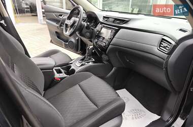 Внедорожник / Кроссовер Nissan Rogue 2020 в 
